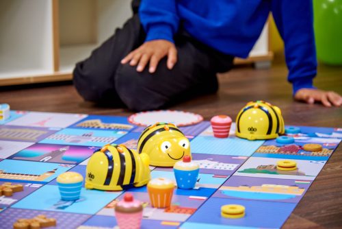 Robotélmény kisiskoláskorban - Robotika az általános iskolai oktatásban (oktatás)