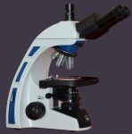 BTC 516T LED Trinokuláris mikroszkóp, 40-1000x