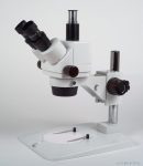 BTC Student-M7t15 Zoom trinokuláris mikroszkóp, 10.5-67.5x