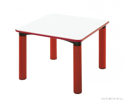 Négyzetes Asztal (65x65cm)