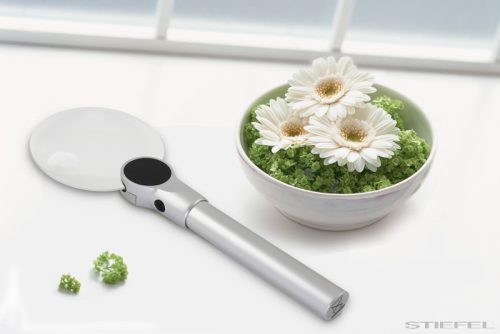 Levenhuk Zeno 400 LED Nagyító, 88/21 mm, fém, 2-4x