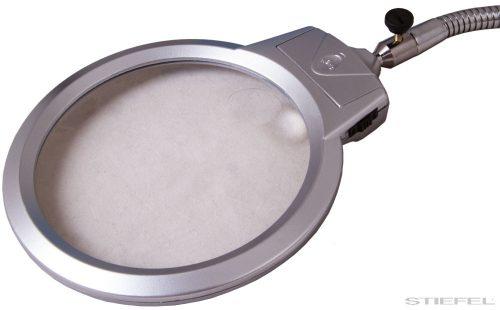 Levenhuk Zeno Desk D9 Nagyító, 2-5x