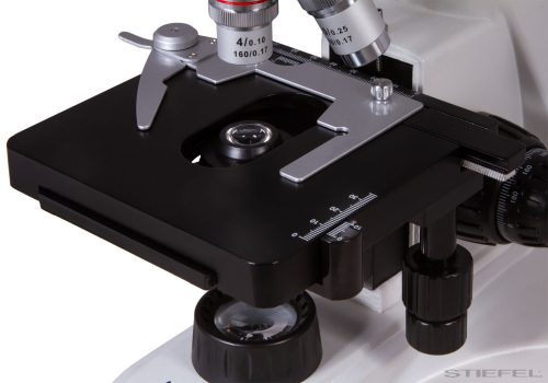 Levenhuk MED 10B Binokuláris mikroszkóp