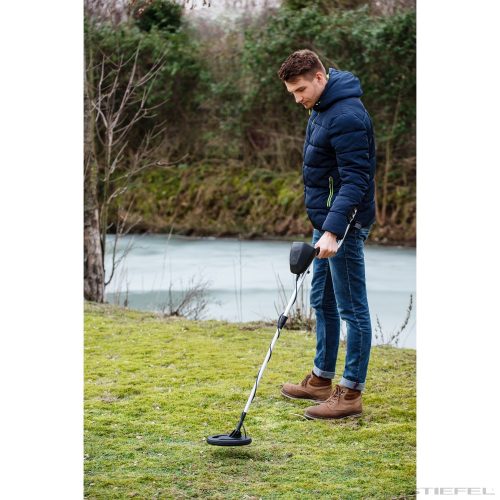 Bresser National Geographic Fémdetektor mélységjelzővel, digitális