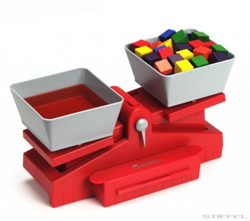 Játék konyhai mérleg súlyokkal