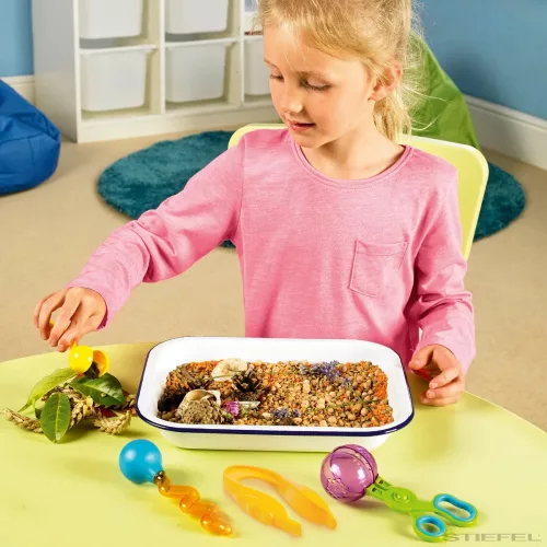 Helping Hands™ Finommotoros eszközök osztálytermi készlet
