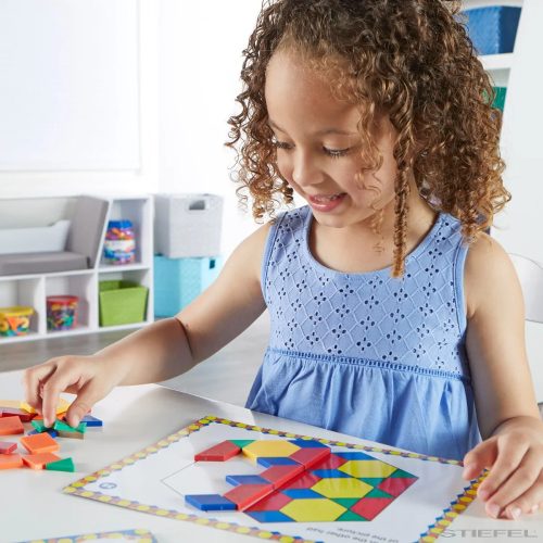 Alakzatok tanulását segítő készlet