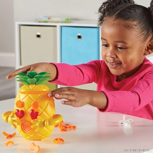 Érzelmeket kifejező ananász