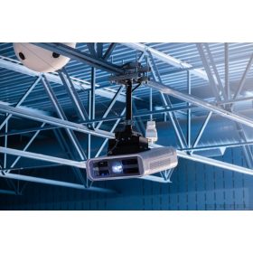   LÜ Egy projektoros interaktív tornatermi rendszer (5200 Lumen)