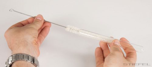 Kémcsőkefe, fa, 15 mm