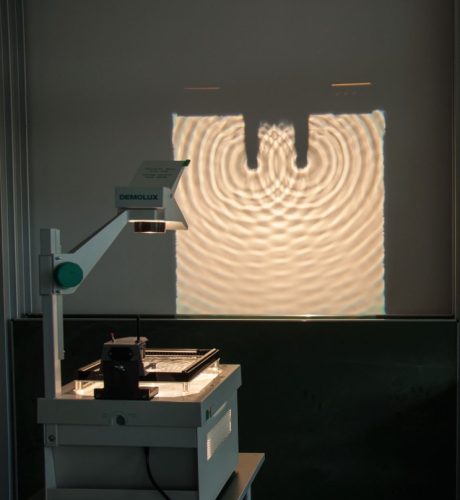 Hullámkád írásvetítőhöz