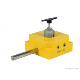 Motor kapcsolóval, rezgésvizsgálatokhoz