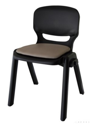 Kárpitozott rakásolható ergonómikus szék, 6-os méret
