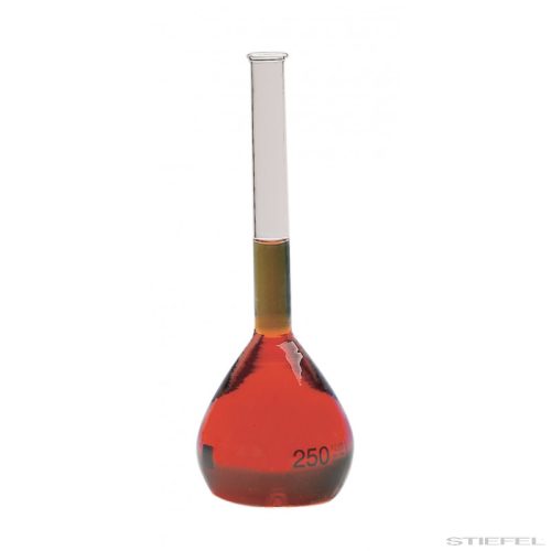 Boroszilikát üveg mérőlombik dugó nélkül, A osztályú 50 ml