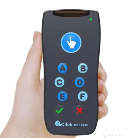 QOMO QRF300C válaszadó/szavazórendszer (32 db tanulói és 1 db tanári egység)