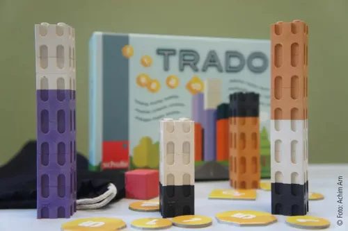 TRADO – Vásárolj, alkudj, építs! – Játékos pénzkezelés
