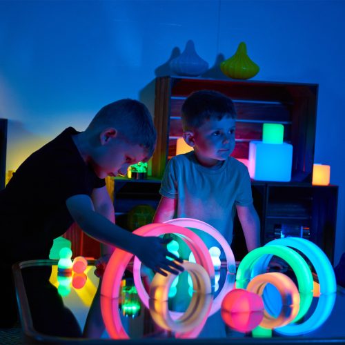 Szivárványos világító ívek