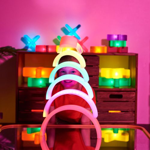 Szivárványos világító ívek