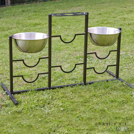 Vízvezető csatorna állvány