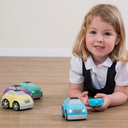 EASi-Cars távirányítós, tölthető kisautók (4 db)