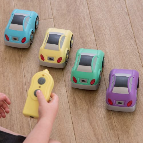 EASi-Cars távirányítós, tölthető kisautók (4 db)