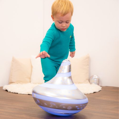 Óriás fény- és hang búgócsiga