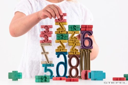 Színes számtorony (34 db-os készlet)